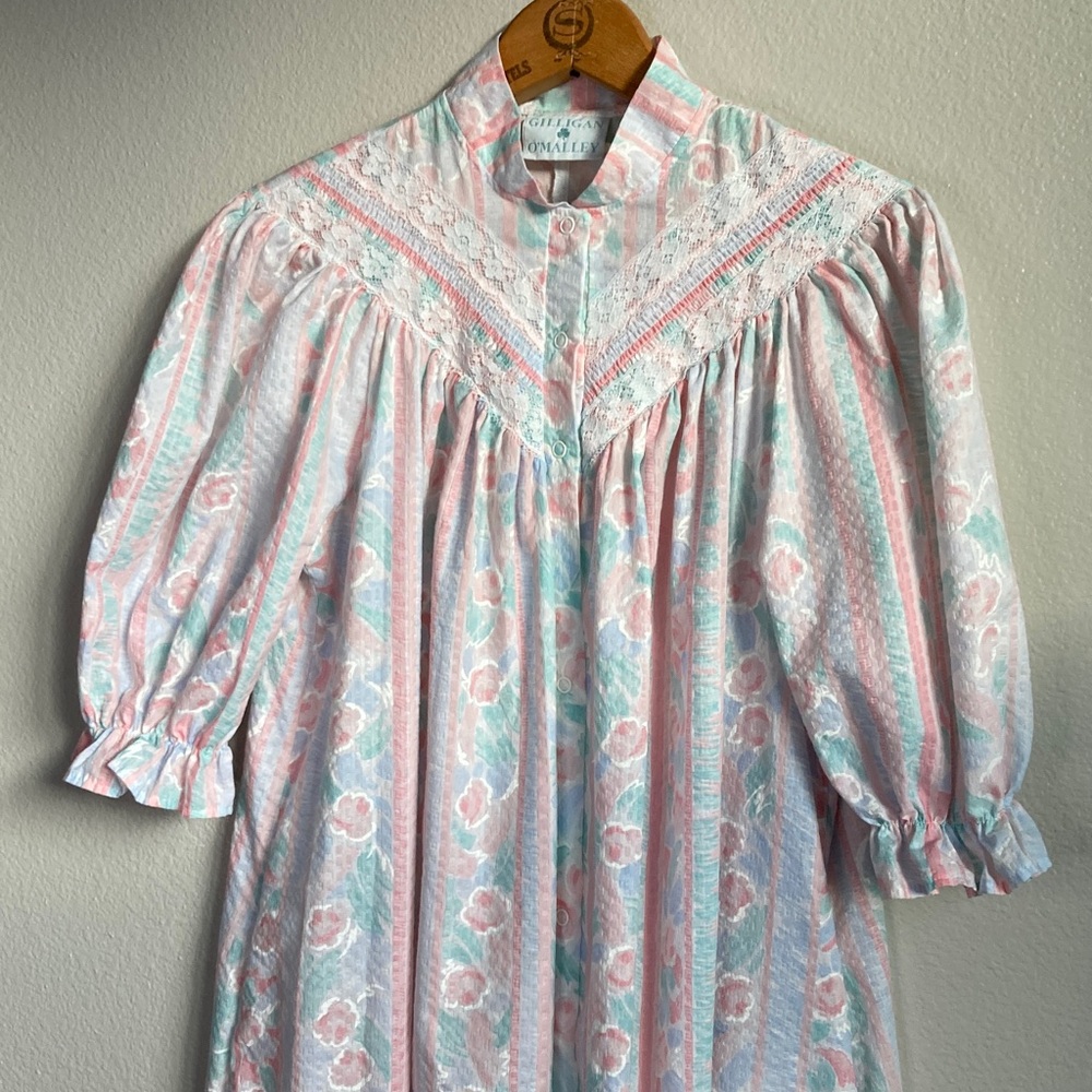 Vintage Gilligan & O'Malley Pastel Snap Front Cottagecore Robe Nightgown sz M